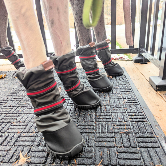 High Top Boots "Stay-On" Technology