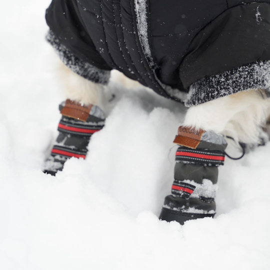High Top Boots "Stay-On" Technology